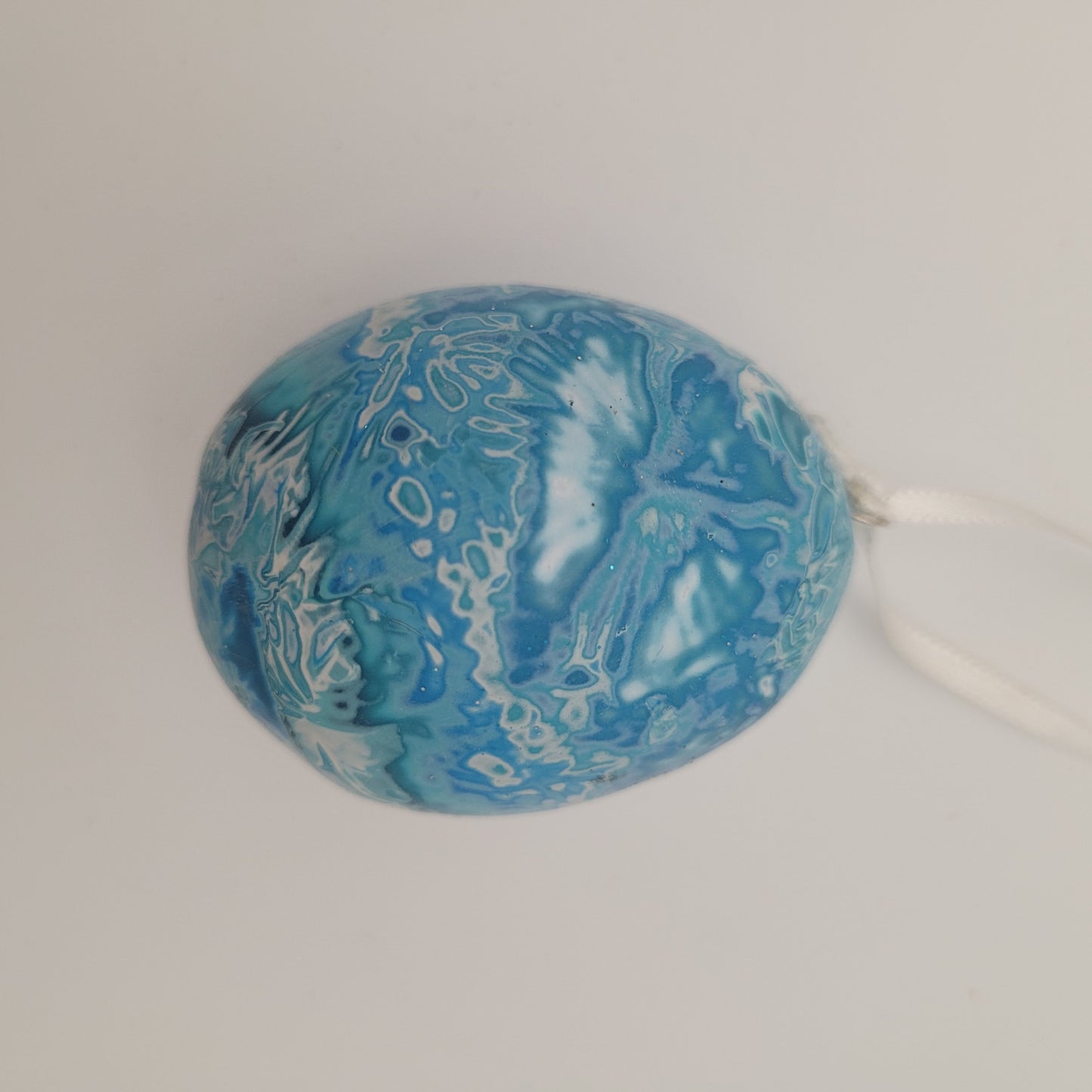 Osterei Himmelblau