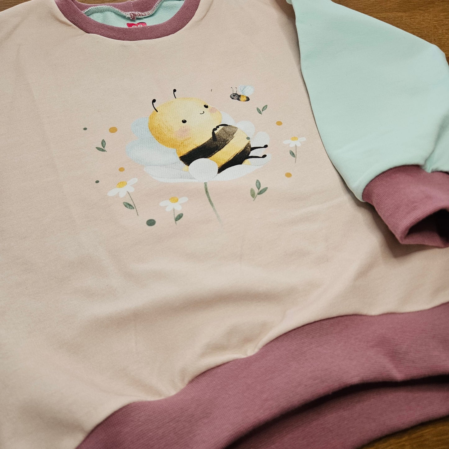 Pullover "Happy to bee"Gr. 98