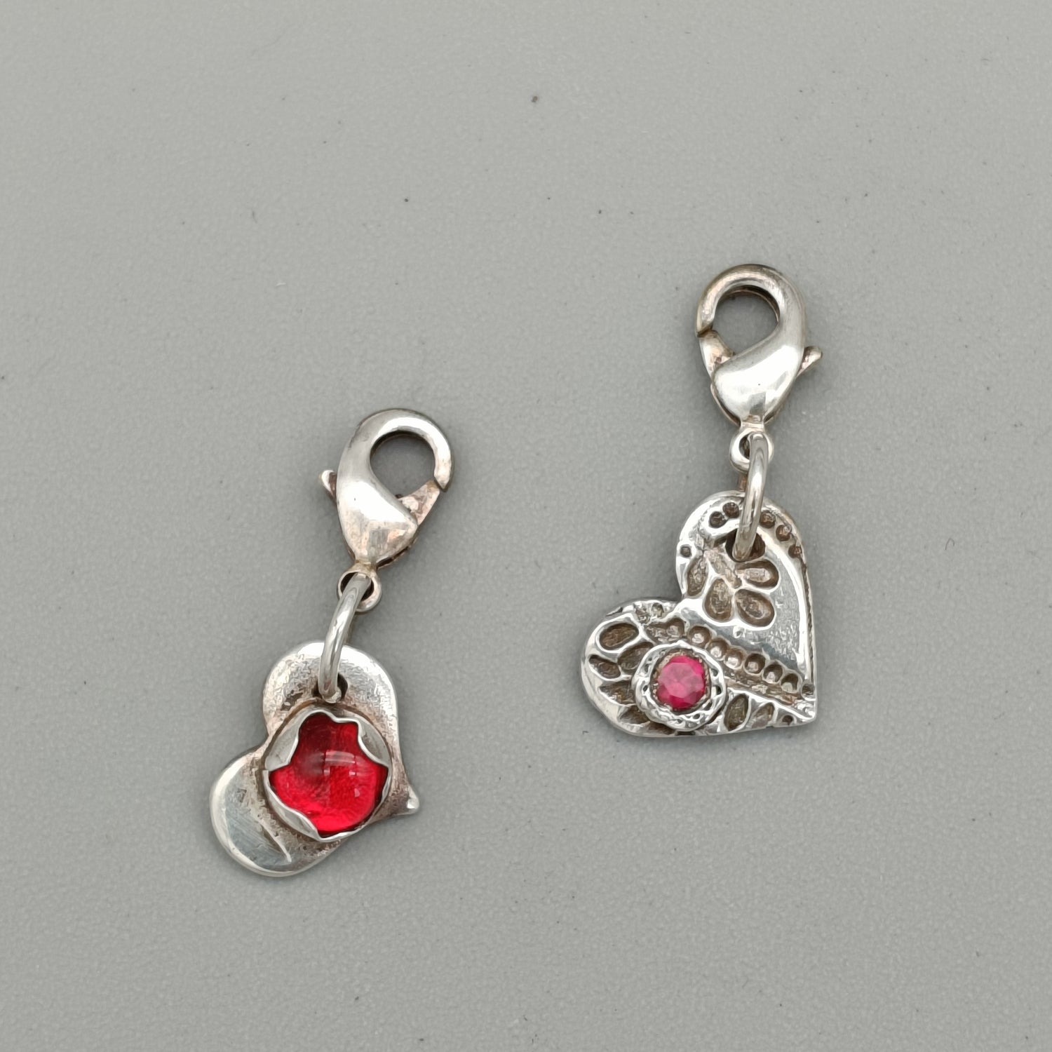 Charms & Broschen Silber