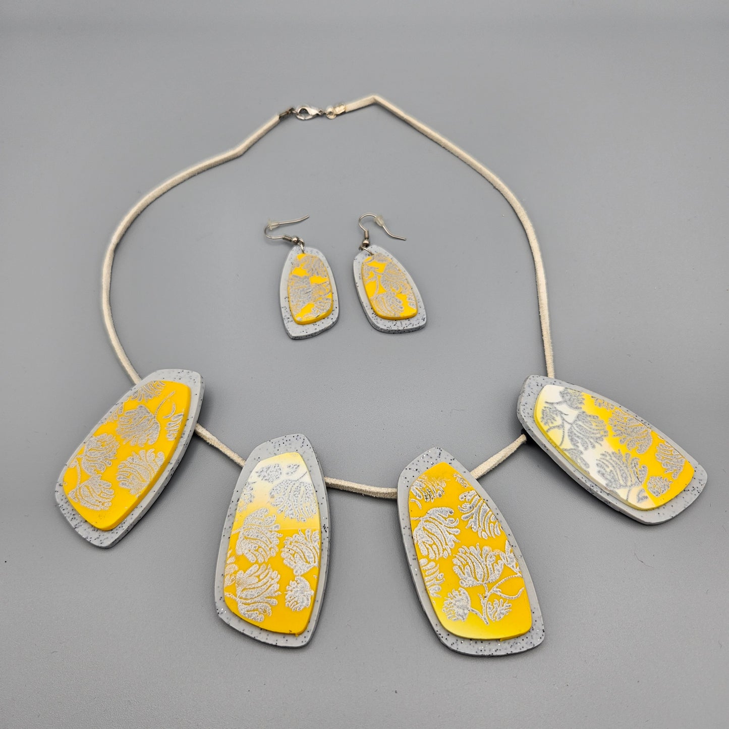 Set "Ikara"